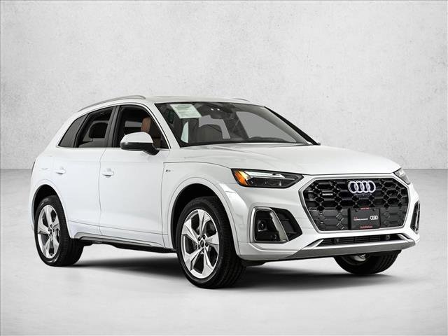 Certified 2023 Audi Q5 2.0T Premium Plus w/ Premium Plus Package AWD/4WD image 3