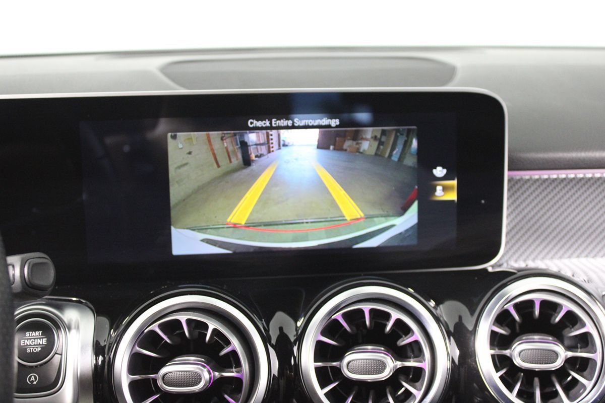 Used 2021 Mercedes-Benz GLB 250 image 21