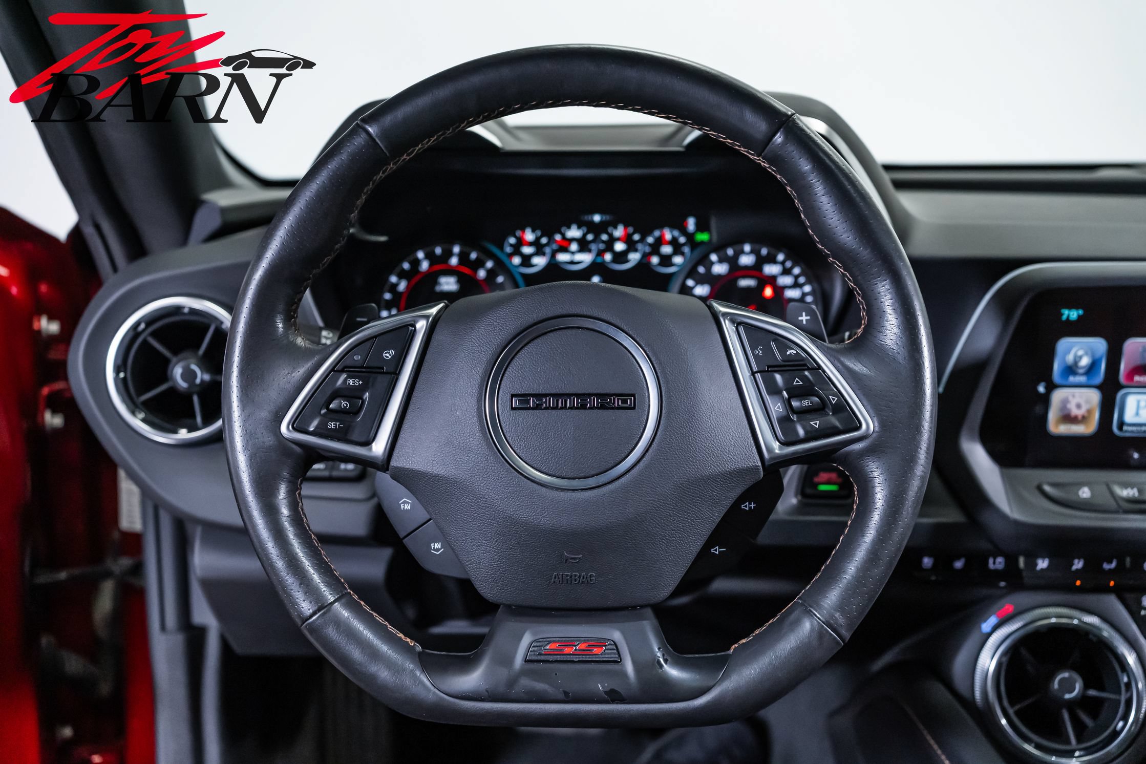 Used 2016 Chevrolet Camaro SS RWD image 31