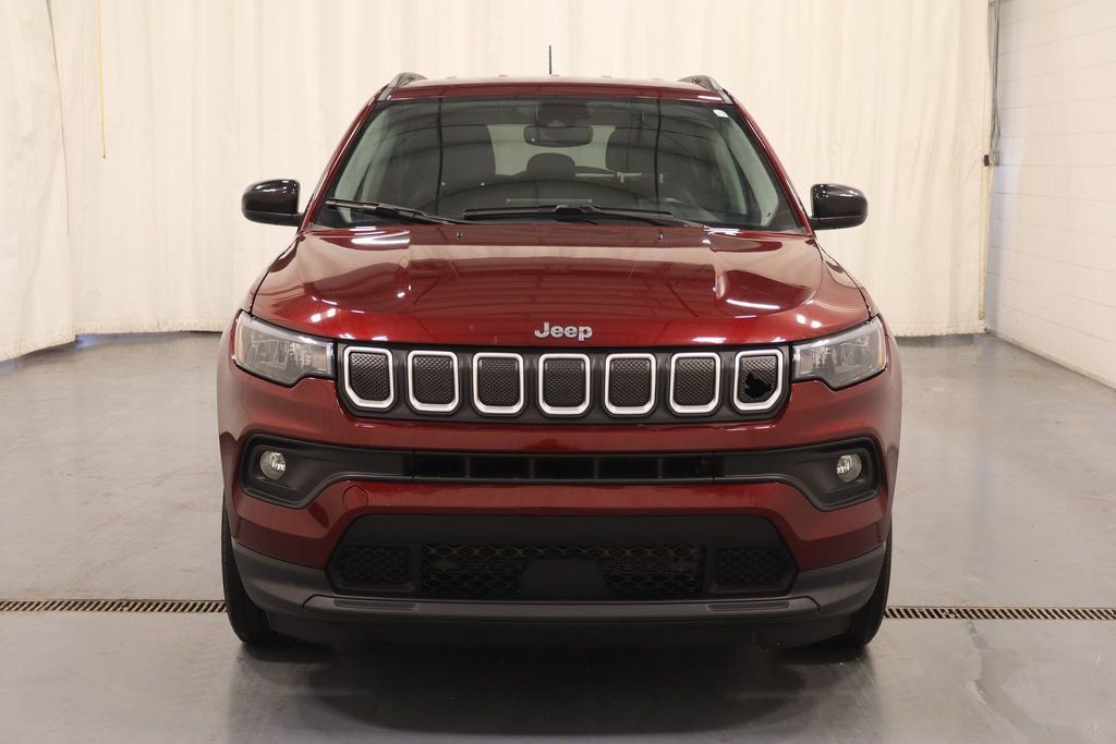 Used 2022 Jeep Compass Latitude AWD/4WD image 5