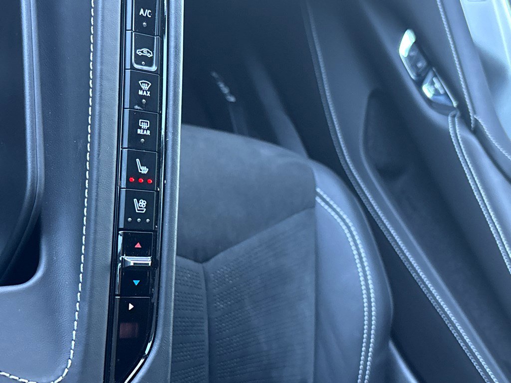 Used 2023 Chevrolet Corvette Z06 image 8