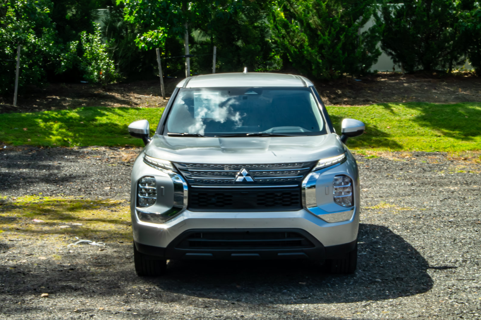 New 2025 Mitsubishi Outlander ES AWD/4WD image 2