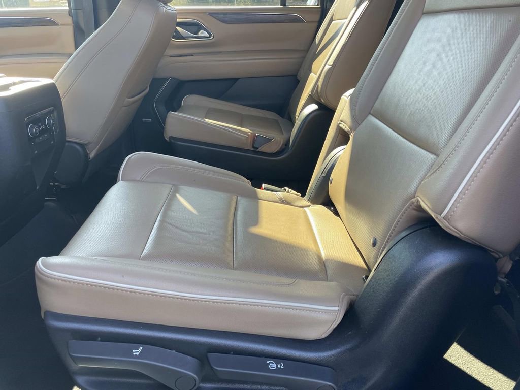 Used 2022 Chevrolet Suburban Premier w/ Max Trailering Package image 15