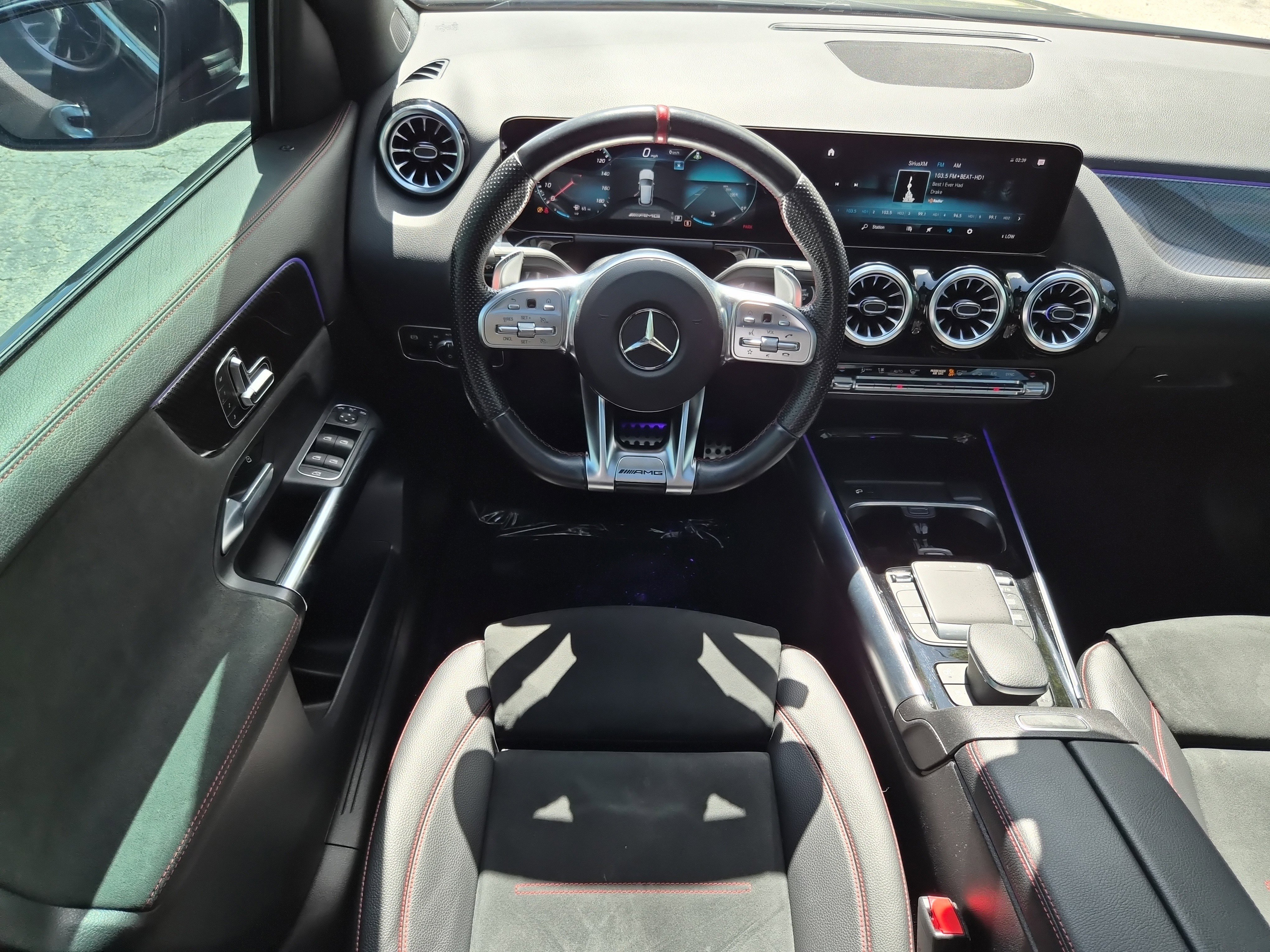 Used 2022 Mercedes-Benz GLA 35 AMG 4MATIC w/ Premium Package Lite image 11
