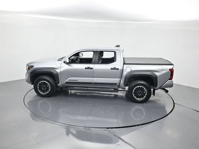 Used 2024 Toyota Tacoma TRD Off-Road AWD/4WD image 42