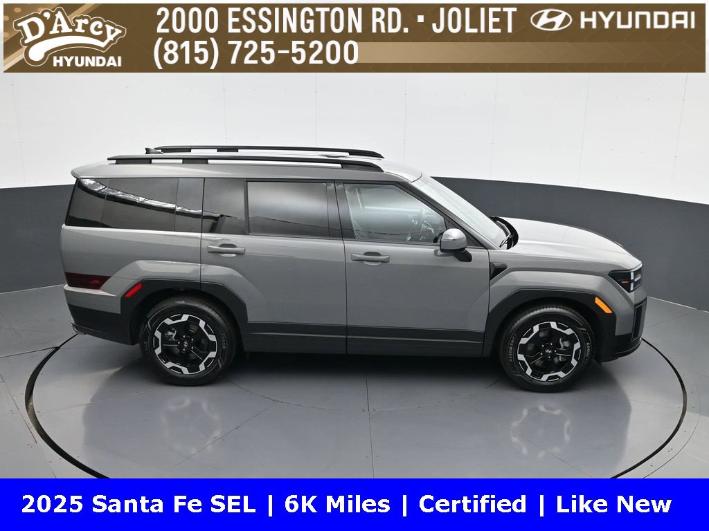 Used 2025 Hyundai Santa Fe SEL image 17