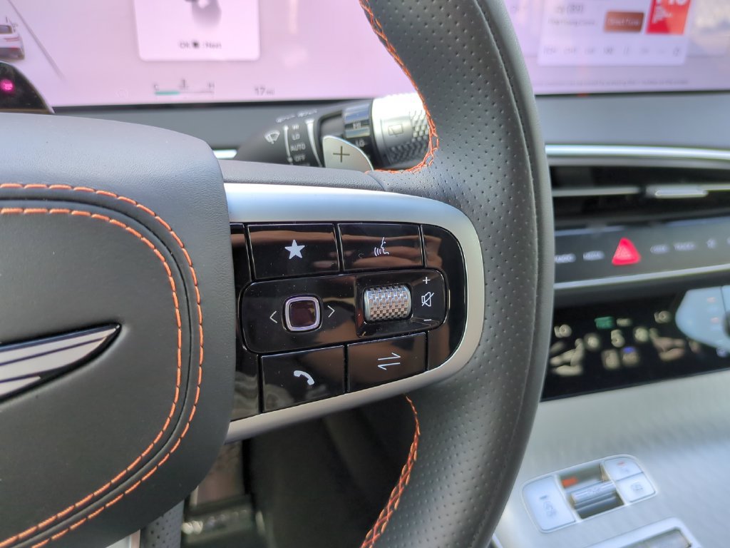 New 2026 Genesis GV70 2.5T Sport Prestige AWD/4WD image 22