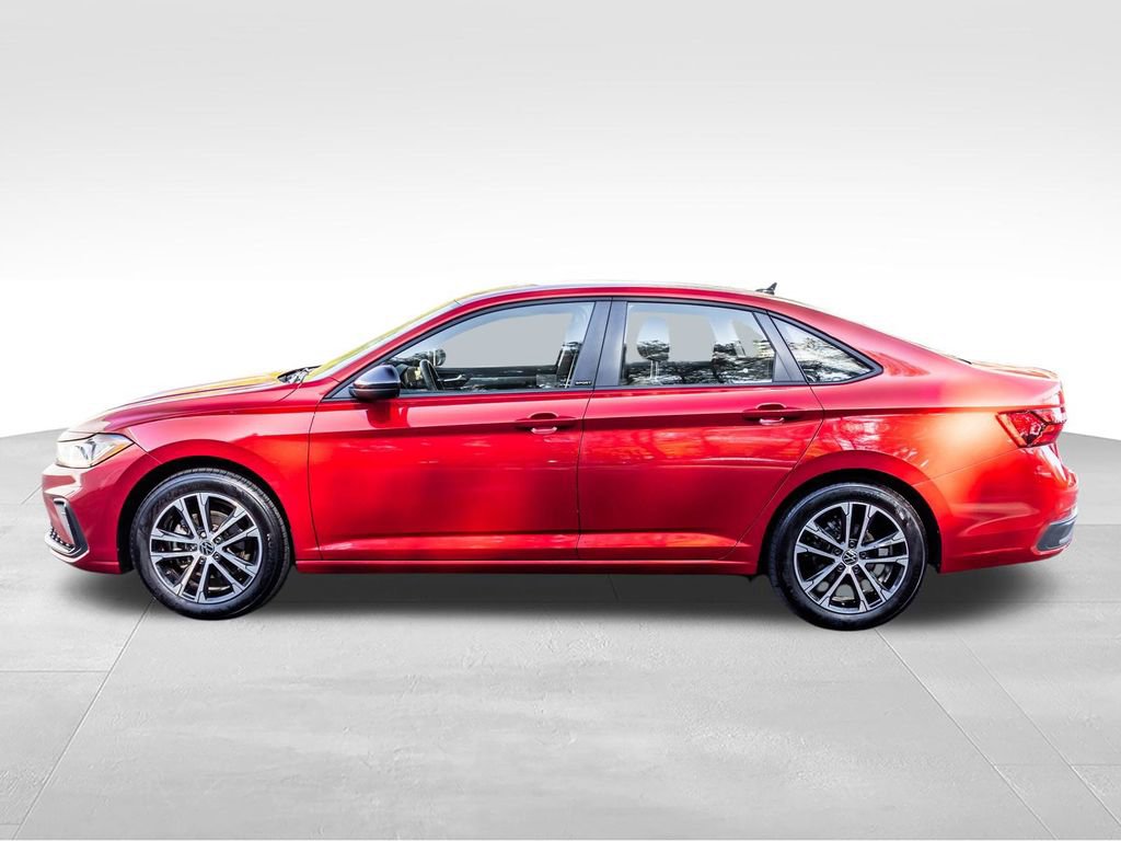 Used 2025 Volkswagen Jetta Sport FWD image 9