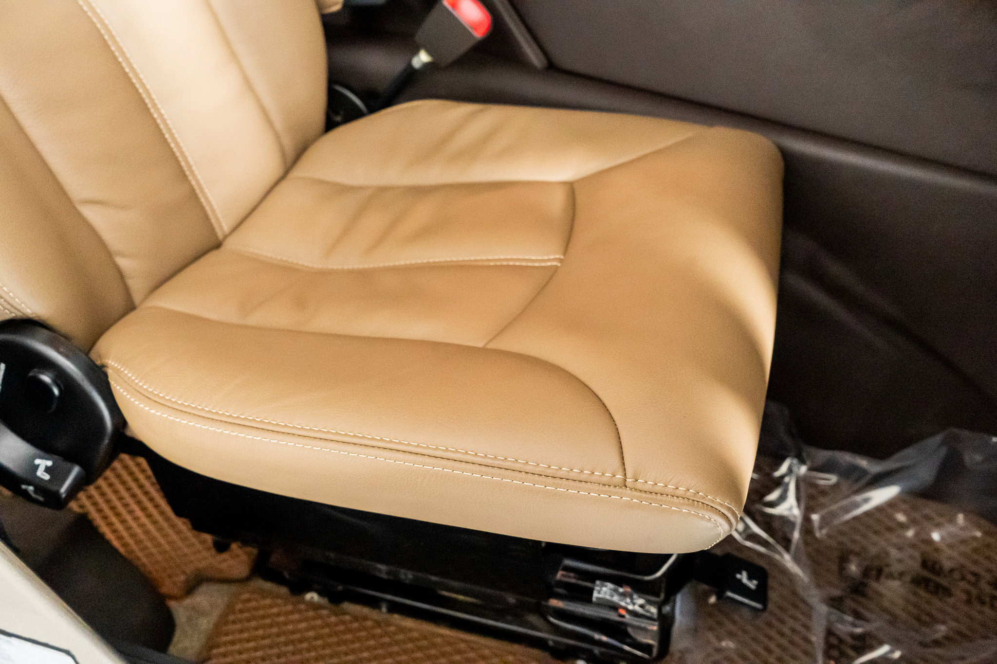 Used 2003 HUMMER H1 4-Door Wagon image 32