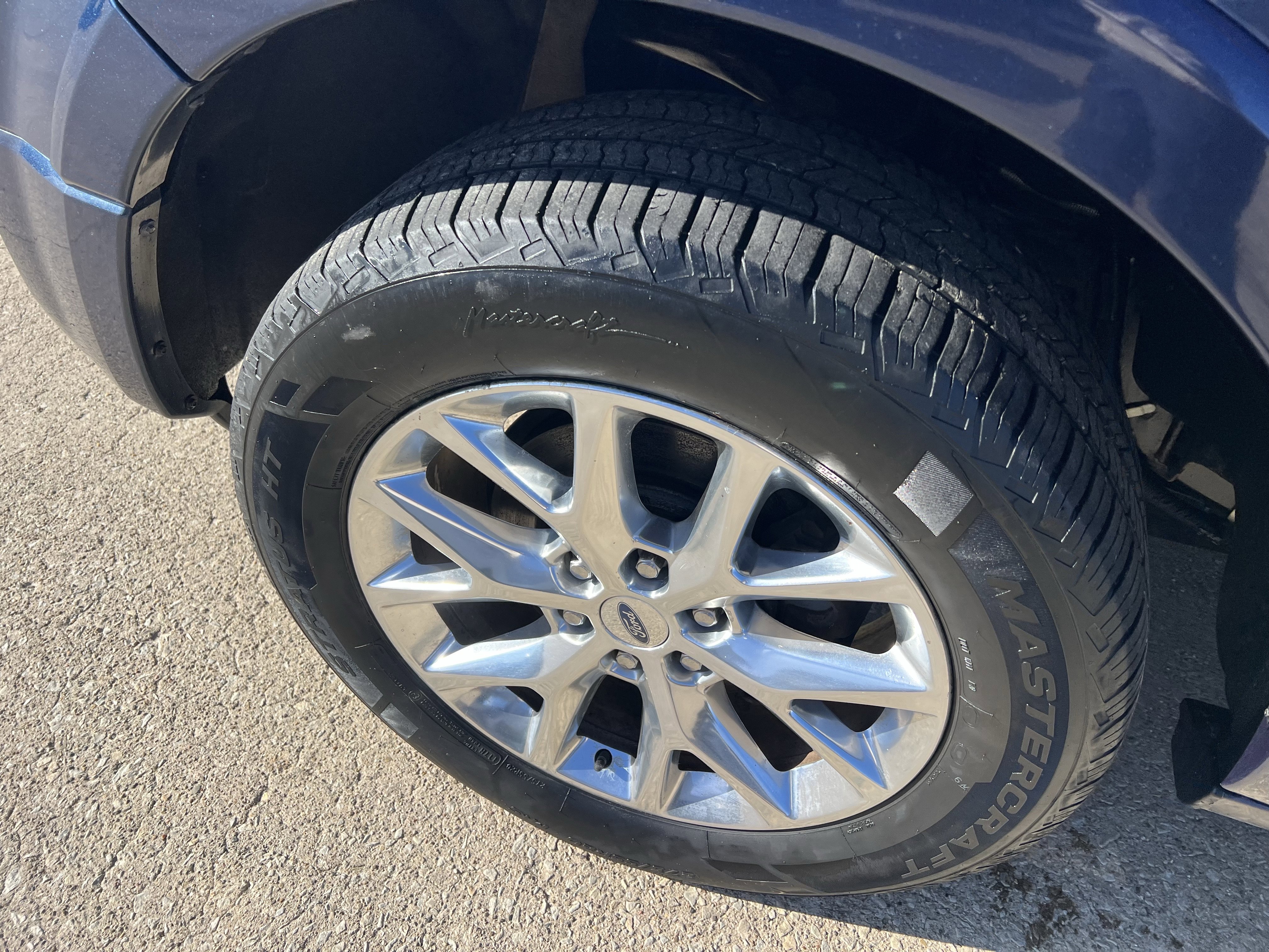 Used 2015 Ford Expedition Limited w/ Equipment Group 301A image 10