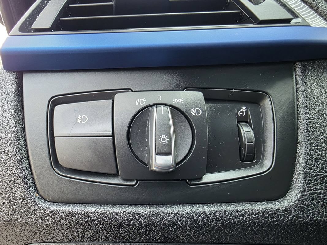 Used 2014 BMW 335i Gran Turismo xDrive AWD/4WD image 32