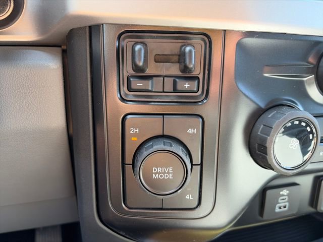 New 2026 Ford F550 4x4 Crew Cab image 21