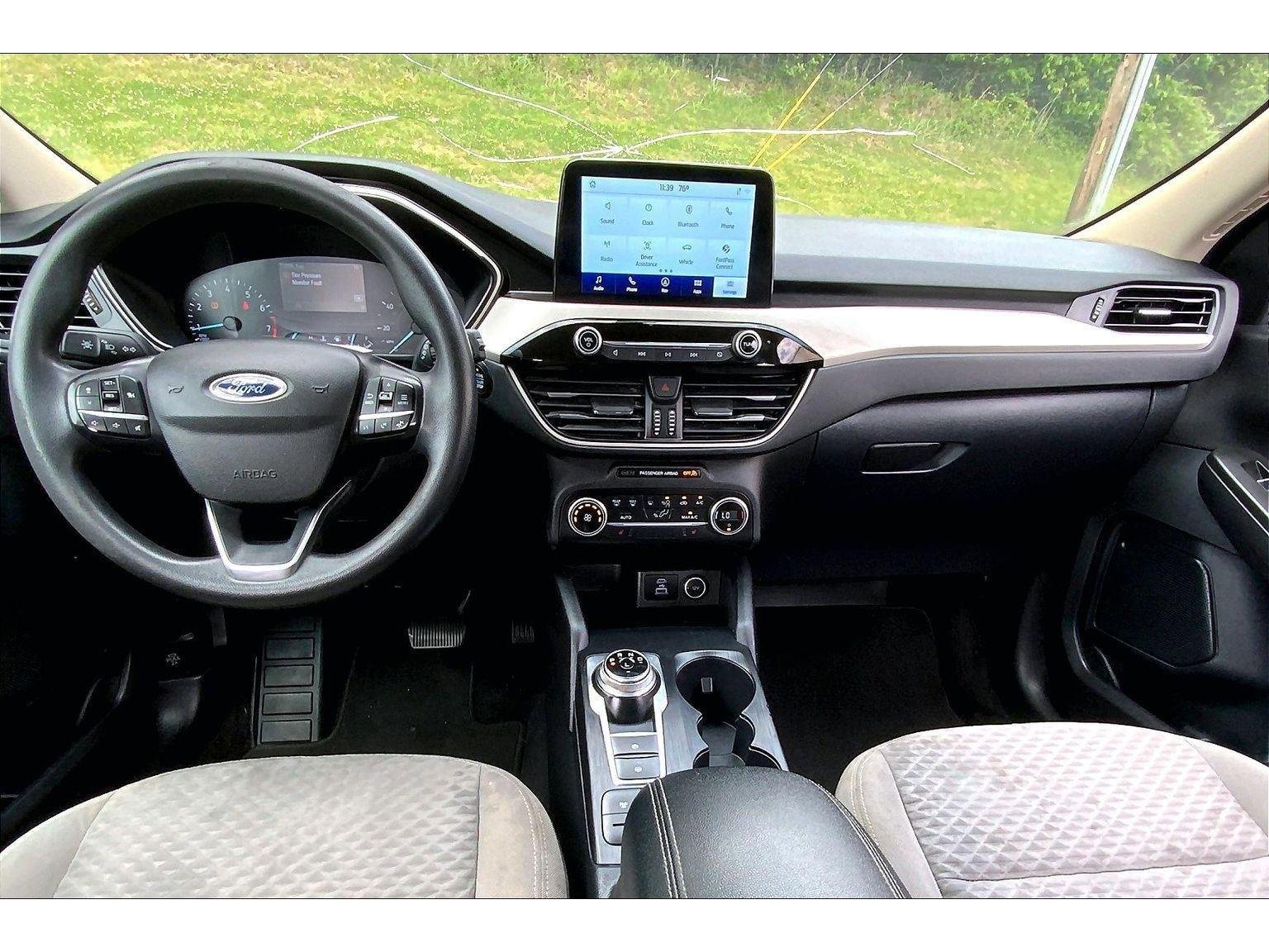 Used 2020 Ford Escape SE FWD image 13