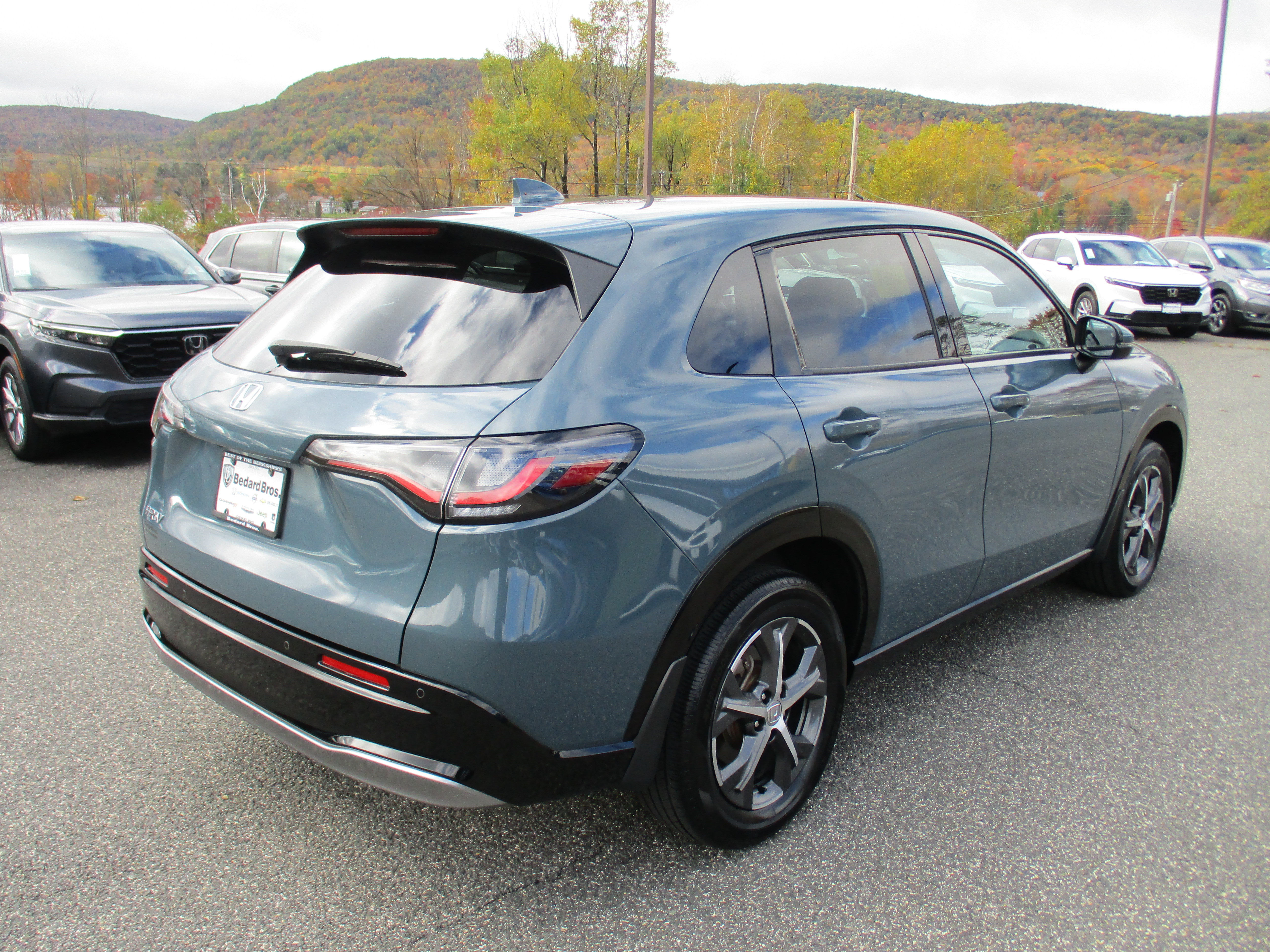 Certified 2024 Honda HR-V EX-L image 5
