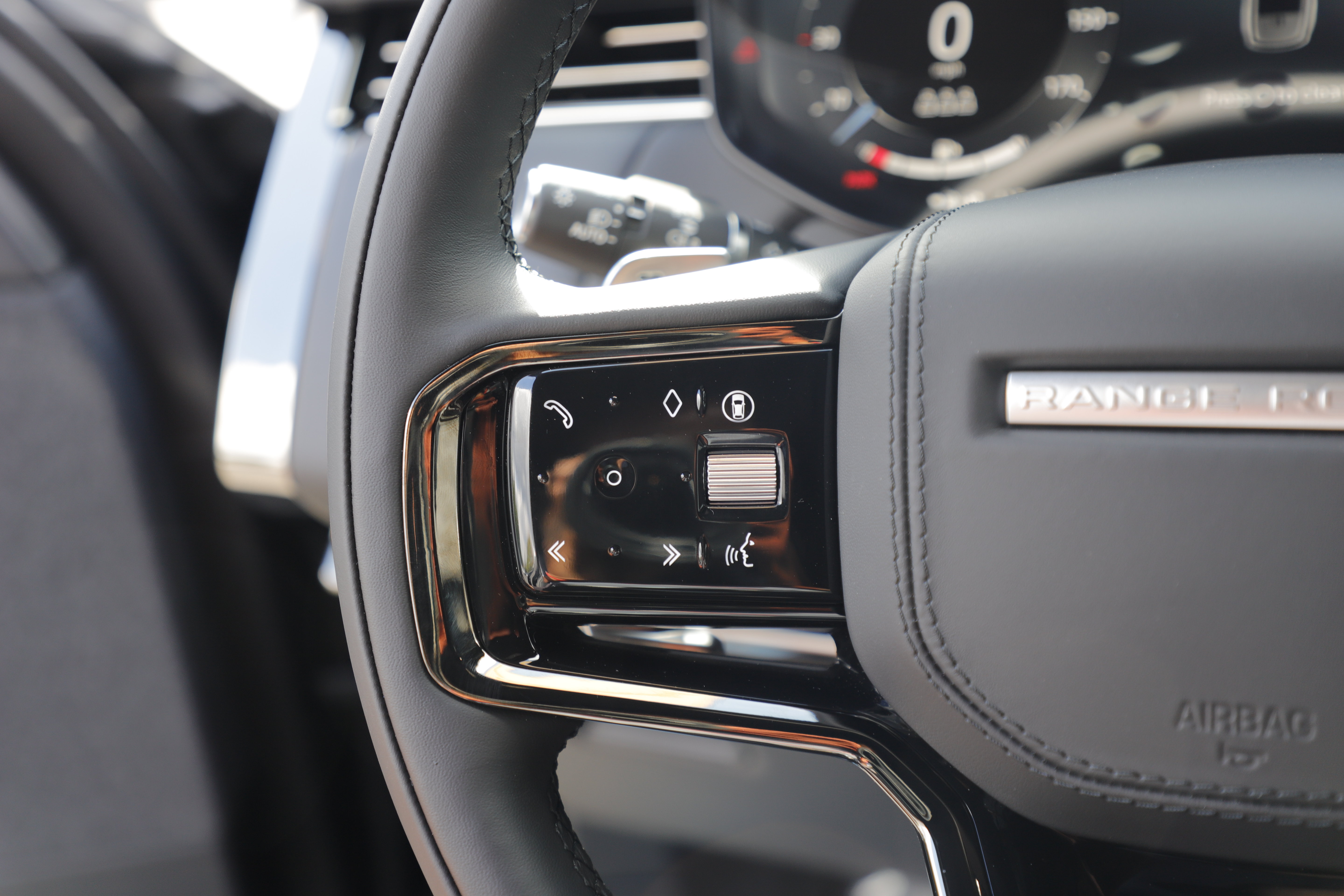 New 2026 Land Rover Range Rover Sport Dynamic SE AWD/4WD image 21