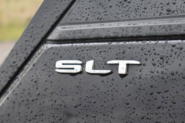 Used 2023 GMC Terrain SLT w/ Infotainment Package II AWD/4WD image 19