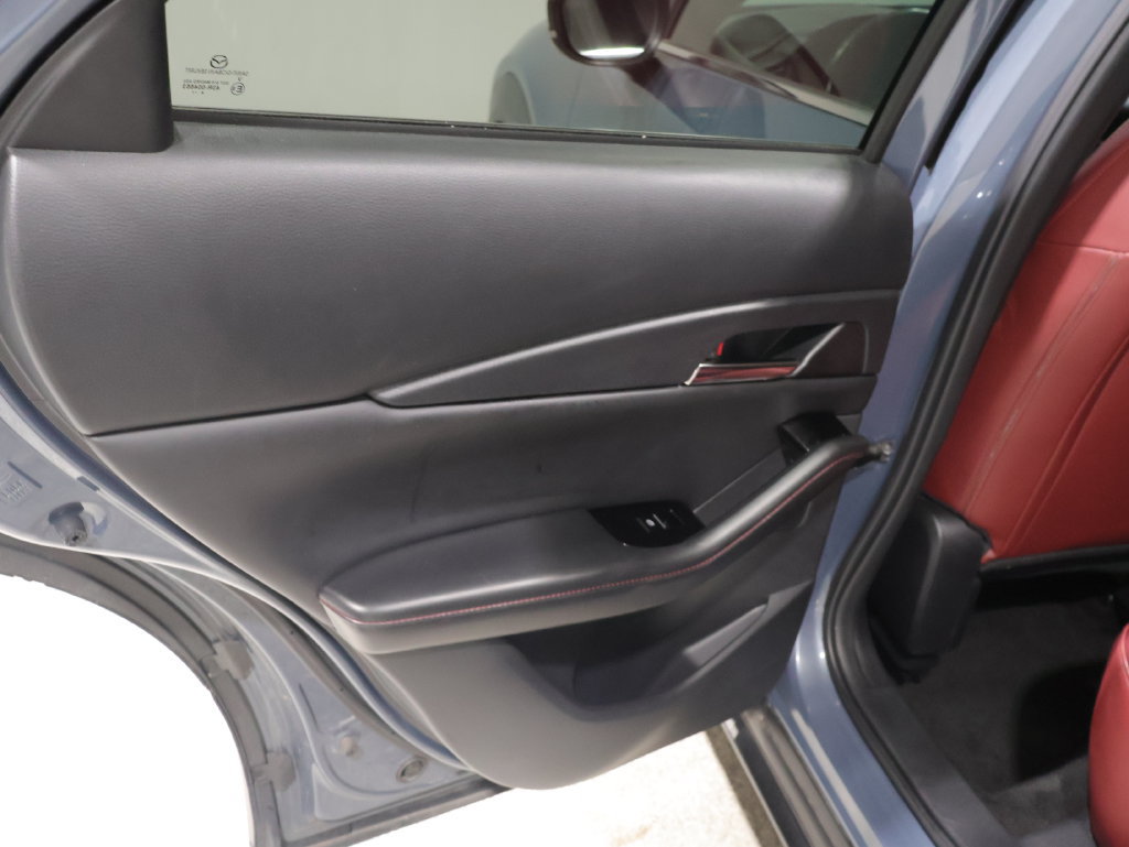 Used 2025 MAZDA CX-30 AWD 2.5 S w/ Preferred Package image 19