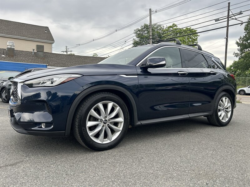 Used 2019 INFINITI QX50 Essential w/ Proactive Package AWD/4WD image 1