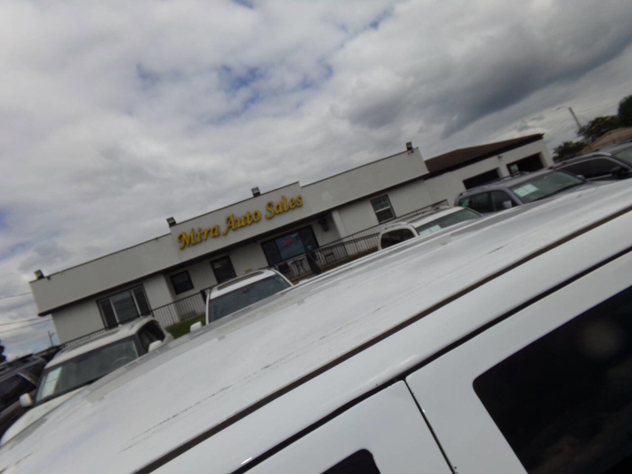 Used 2017 RAM 2500 Tradesman w/ Chrome Appearance Group image 11