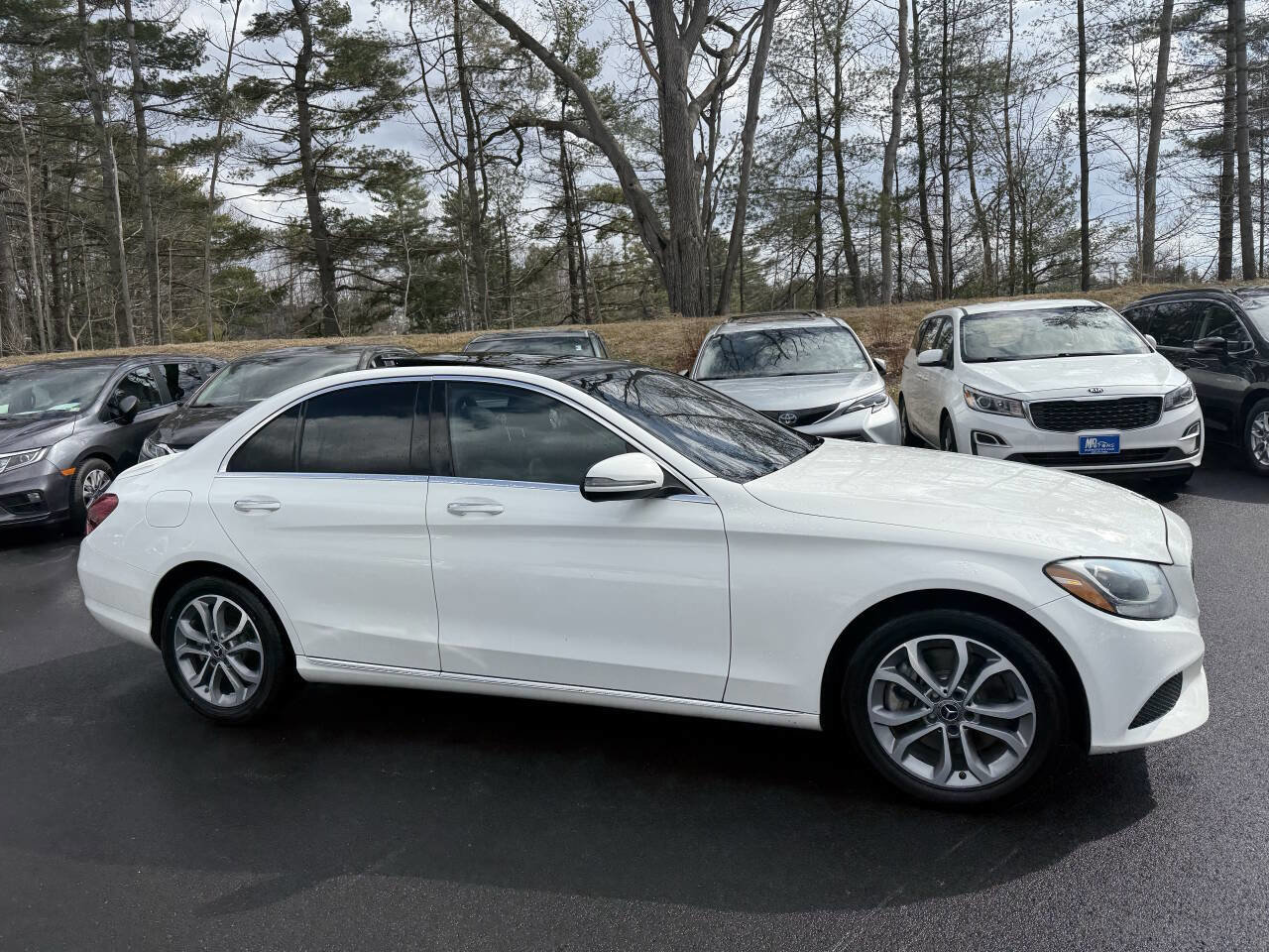 Used 2018 Mercedes-Benz C 300 C 300 4MATIC AWD 4dr Sedan image 5