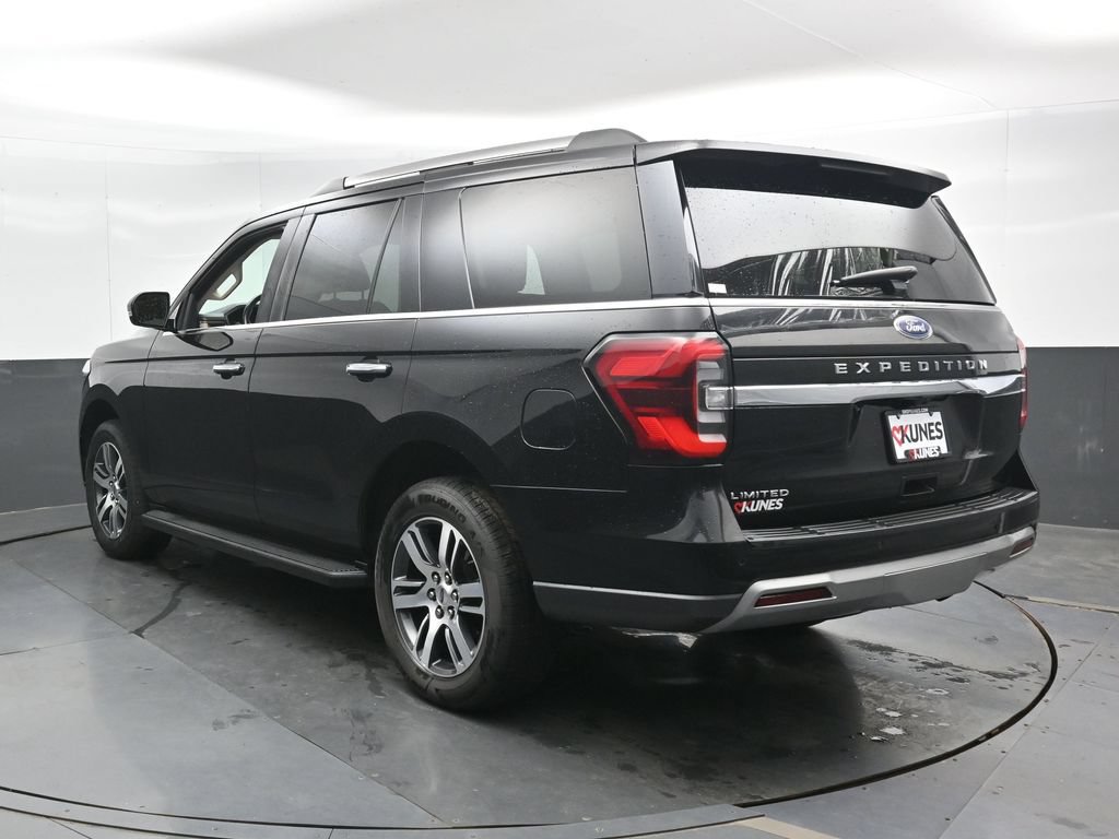 Used 2024 Ford Expedition Limited AWD/4WD image 11
