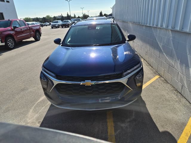 Used 2024 Chevrolet Trax LT FWD video 2