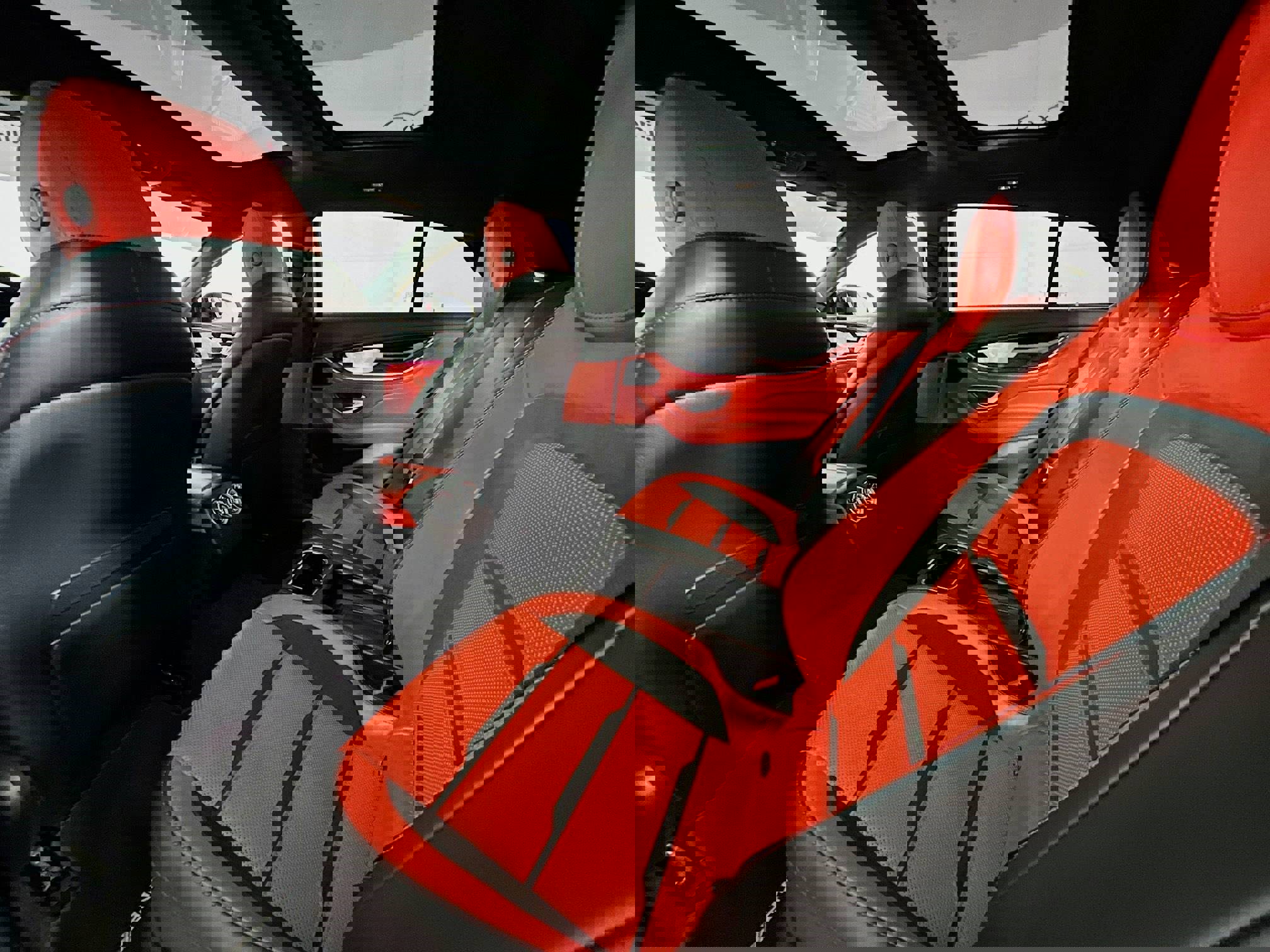 Used 2024 Mercedes-Benz AMG GT 43 image 25