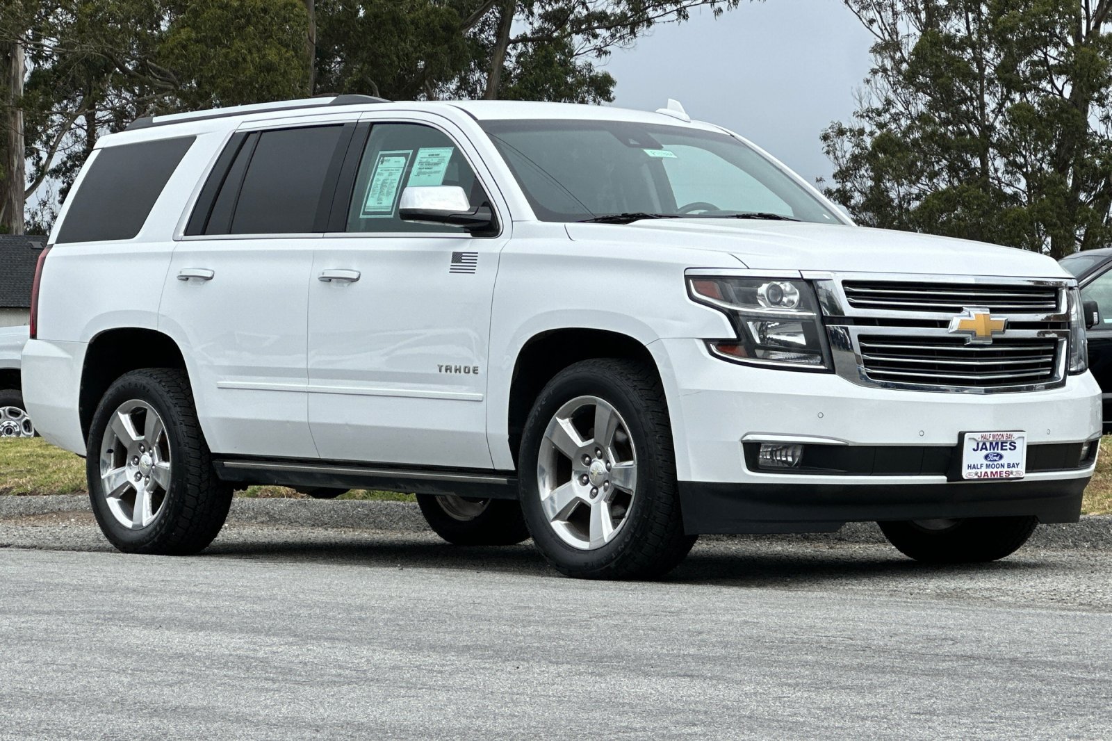 Used 2017 Chevrolet Tahoe Premier AWD/4WD image 7