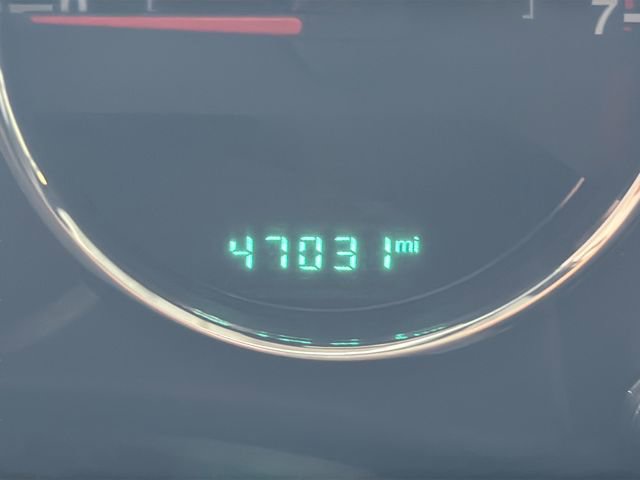 Used 2016 Jeep Wrangler Sahara w/ Connectivity Group AWD/4WD image 16