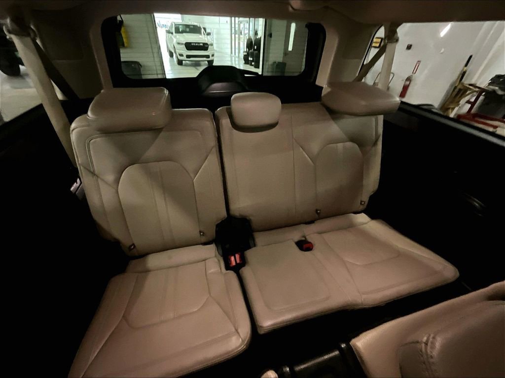 Used 2024 Ford Expedition Max Limited image 17