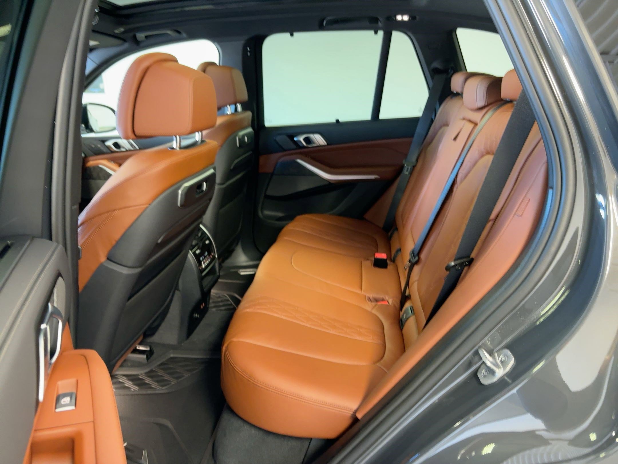 New 2026 BMW X5 sDrive40i w/ Executive Package image 15