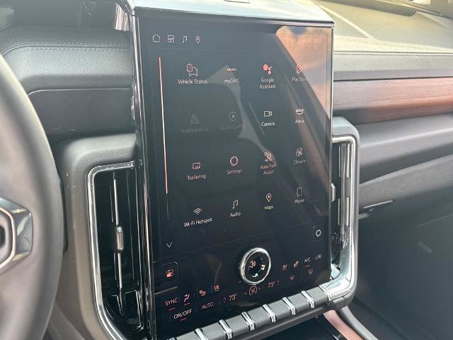New 2025 GMC Yukon Denali image 18