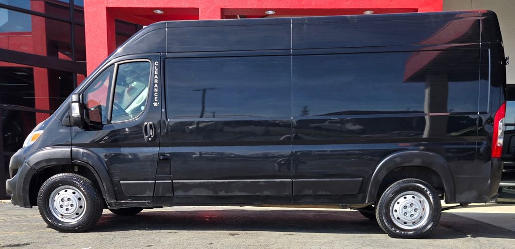 Used 2023 RAM ProMaster 2500 image 5