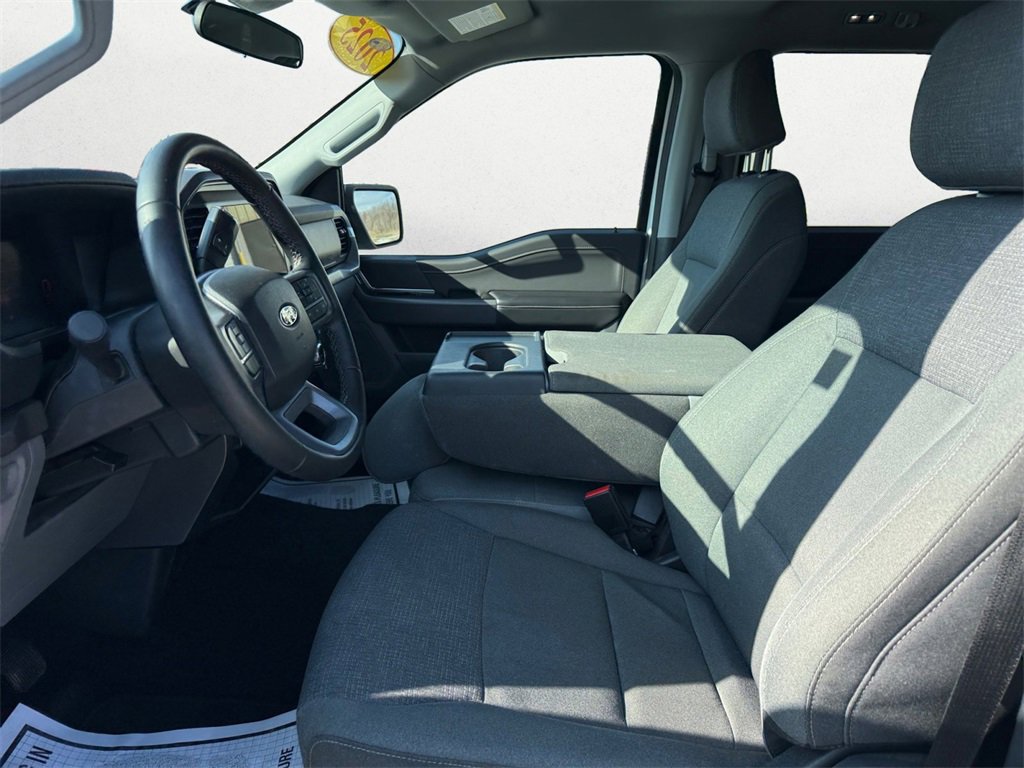 Used 2025 Ford F150 XLT w/ Equipment Group 301A Standard image 9