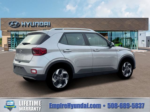New 2026 Hyundai Venue SEL FWD image 8