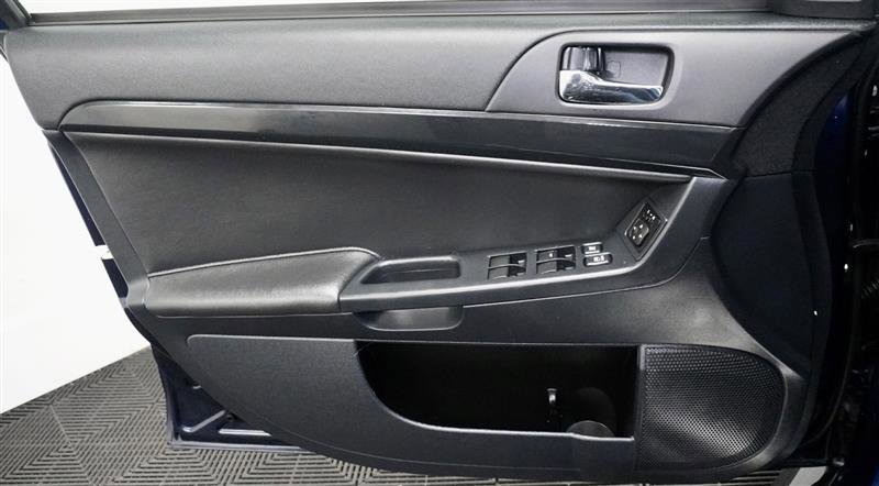 Used 2014 Mitsubishi Lancer Evolution MR image 37