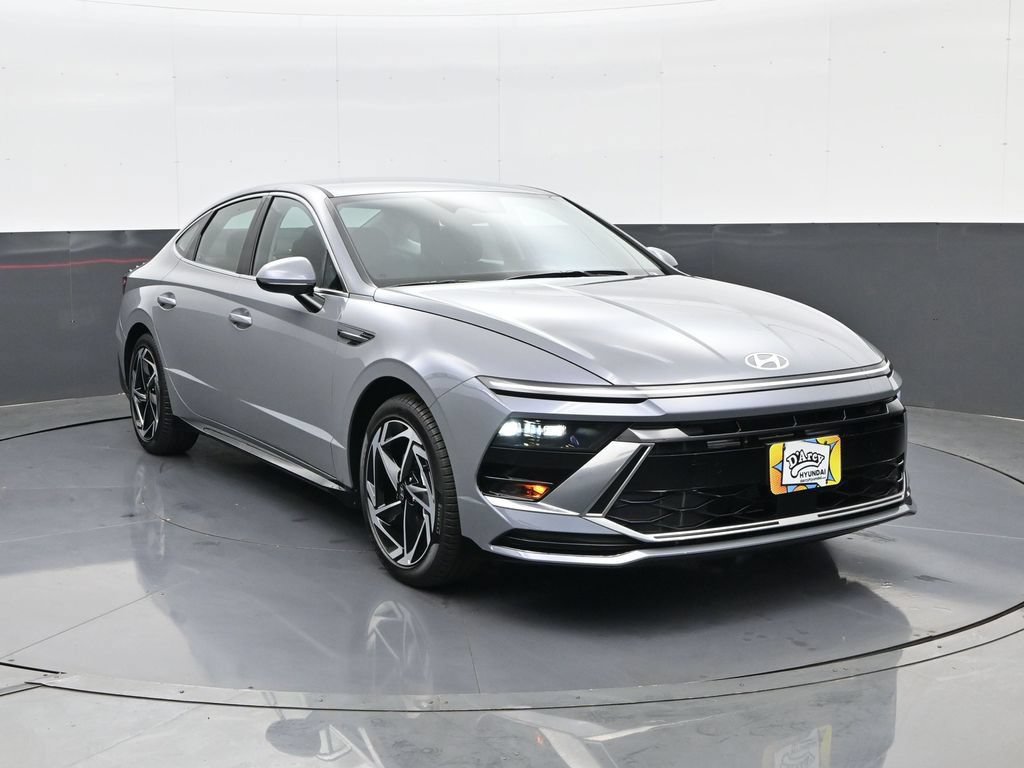 New 2026 Hyundai Sonata SEL FWD image 3
