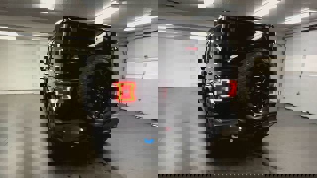 Used 2022 Jeep Wrangler Unlimited Sahara image 7