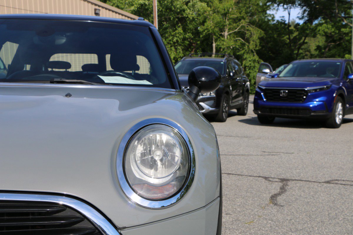 Used 2017 MINI Cooper Clubman FWD image 12