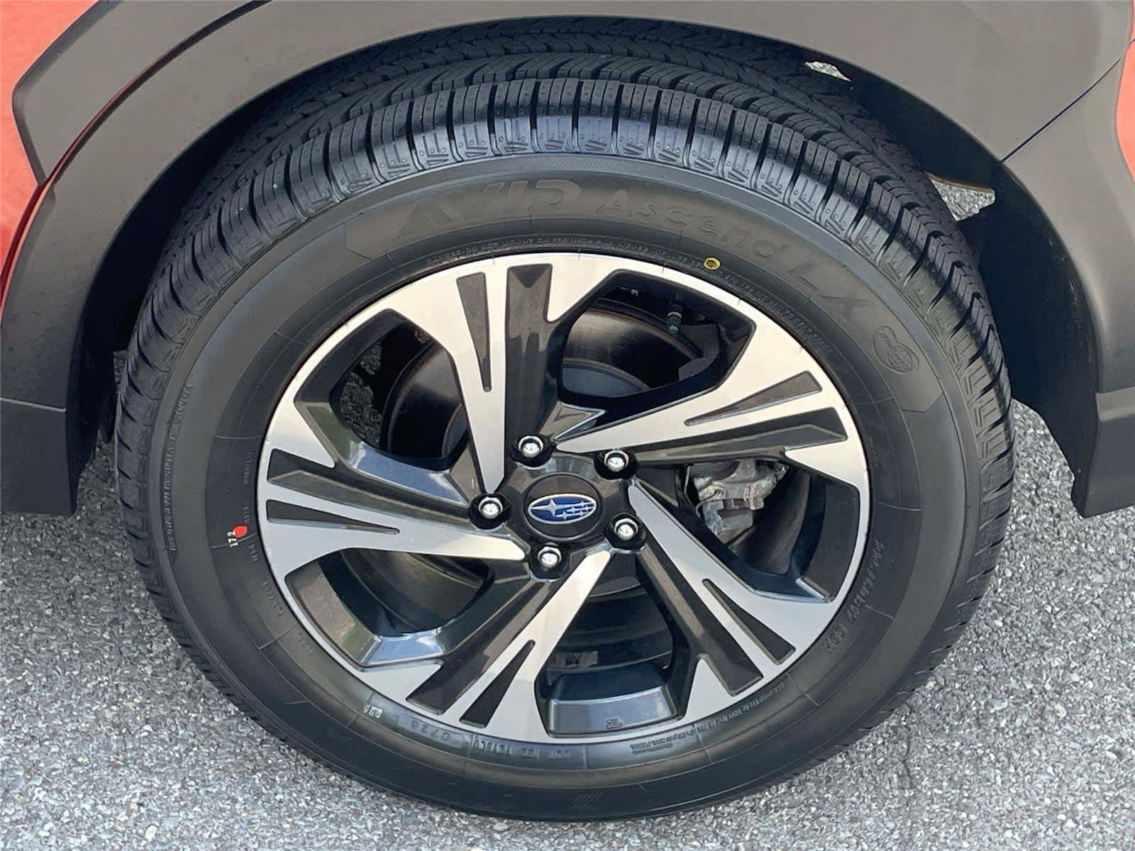 Used 2024 Subaru Crosstrek 2.0i Premium AWD/4WD image 11