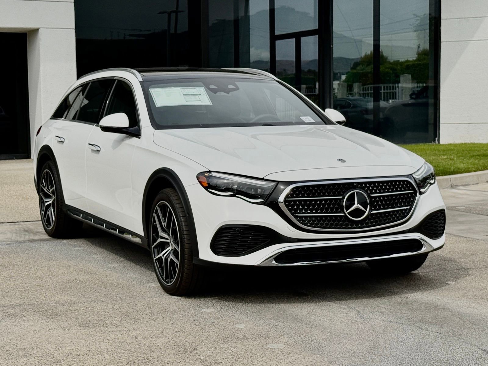 New 2026 Mercedes-Benz E 450 4MATIC All-Terrain Wagon image 8