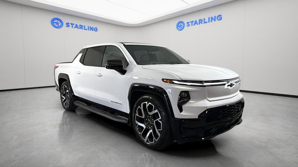 Used 2024 Chevrolet Silverado EV RST image 11
