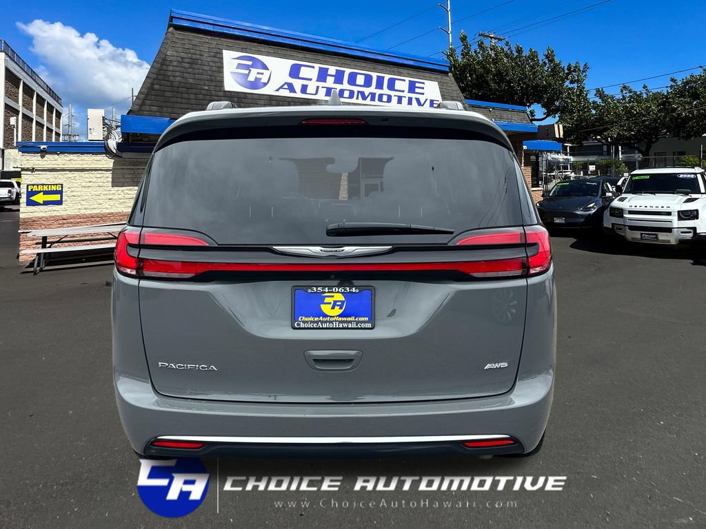 Used 2022 Chrysler Pacifica Touring-L AWD/4WD image 7