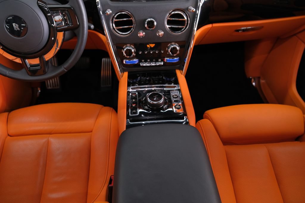 Used 2021 Rolls-Royce Cullinan AWD/4WD image 46
