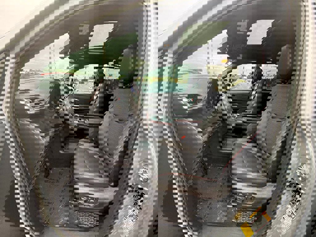 Used 2025 Toyota Sienna XSE image 11