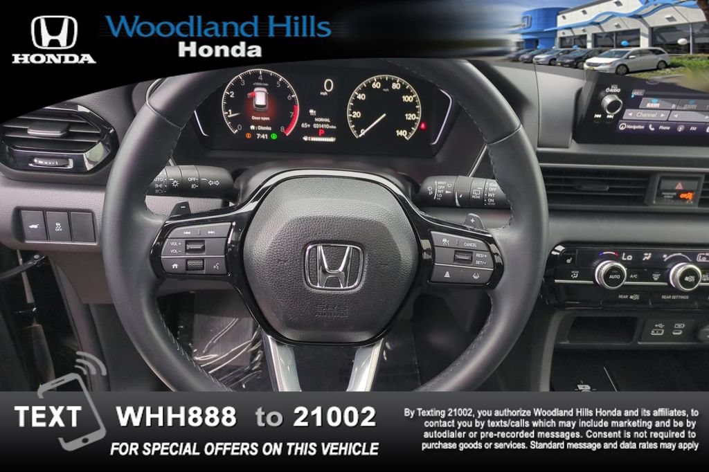 Certified 2025 Honda Pilot Touring image 10