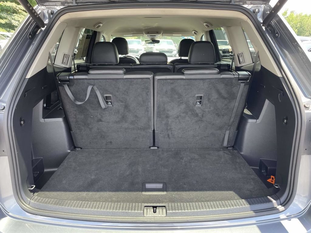 Used 2025 Volkswagen Atlas SE FWD image 41