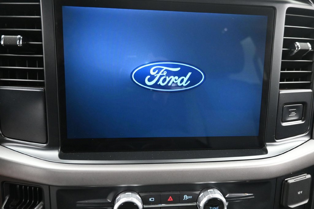 Used 2025 Ford F150 XLT w/ Equipment Group 301A Standard AWD/4WD image 19