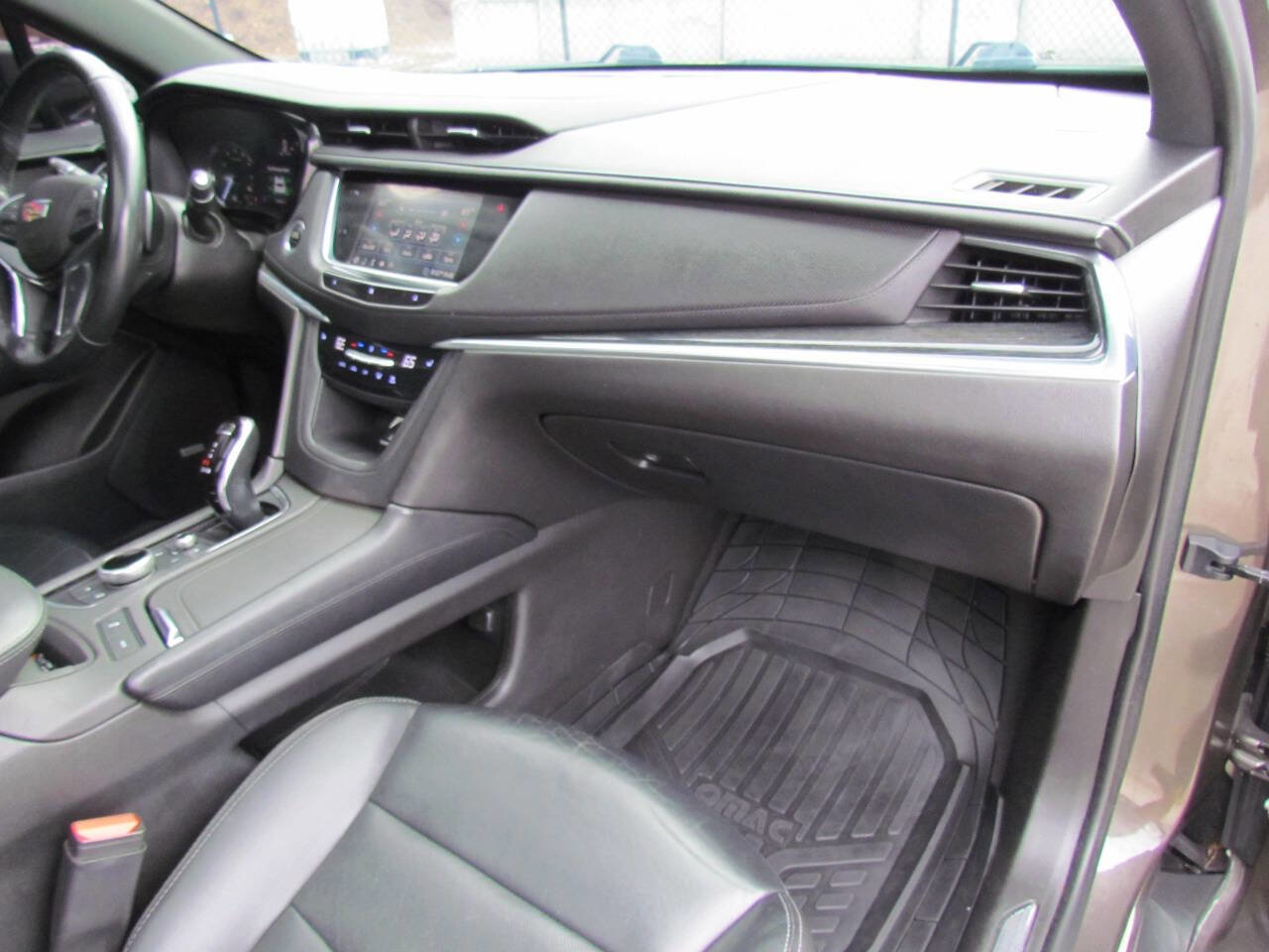Used 2020 Cadillac XT5 Premium Luxury FWD image 18
