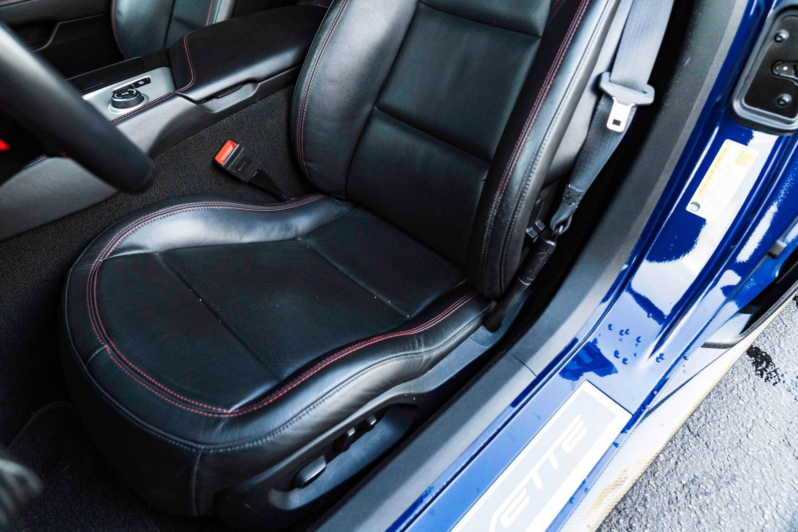 Used 2018 Chevrolet Corvette Z06 image 21